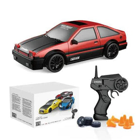 Carrinho de Drift e de Corrida com Controle Remoto (+4 Pneus e 6 Cones Extras)