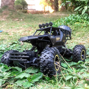 Carrinho de Controle Remoto 4x4 - Off Road (Bateria Recarregável)