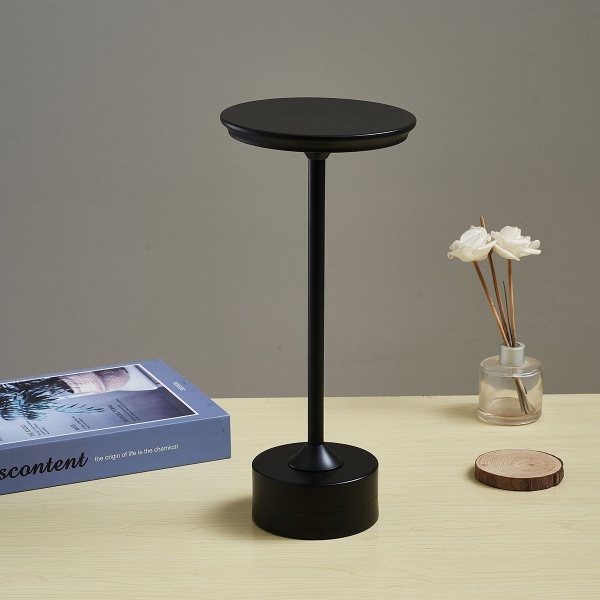 Luminária de Mesa Minimalista